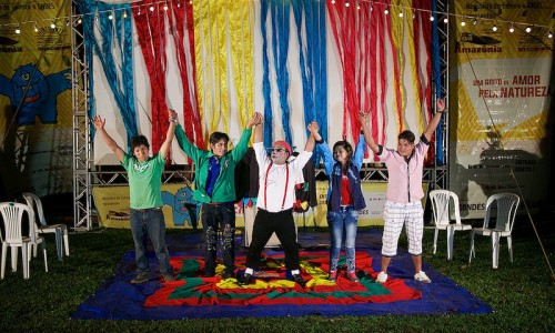 FESTCINEAMAZONIA ITINERANTE LEVA FILMES E ALEGRIA À SAN LORENZO