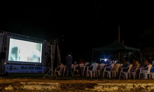FESTCINEAMAZÔNIA ITINERANTE TRANSFORMA CINEMA EM SONHOS NO BAIXO RIO MADEIRA