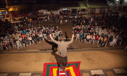 EM NOITE DE FRIO, FESTCINEAMAZÔNIA ESQUENTA GUAYARAMERIN