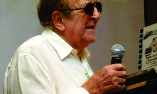 Professor Vitor Hugo