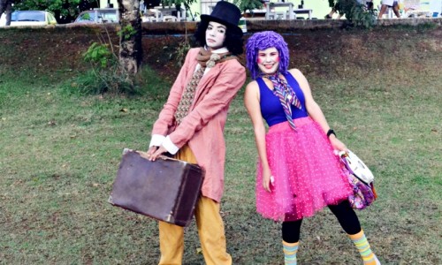 O FESTIVAL DE ARTES INTEGRADAS- FESTCINEAMAZONIA ITINERANTE LEVA À HUMAITÁ O ESPETÁCULO”DINDO E TONTON DOIS PALHAÇOS FUJÕES”